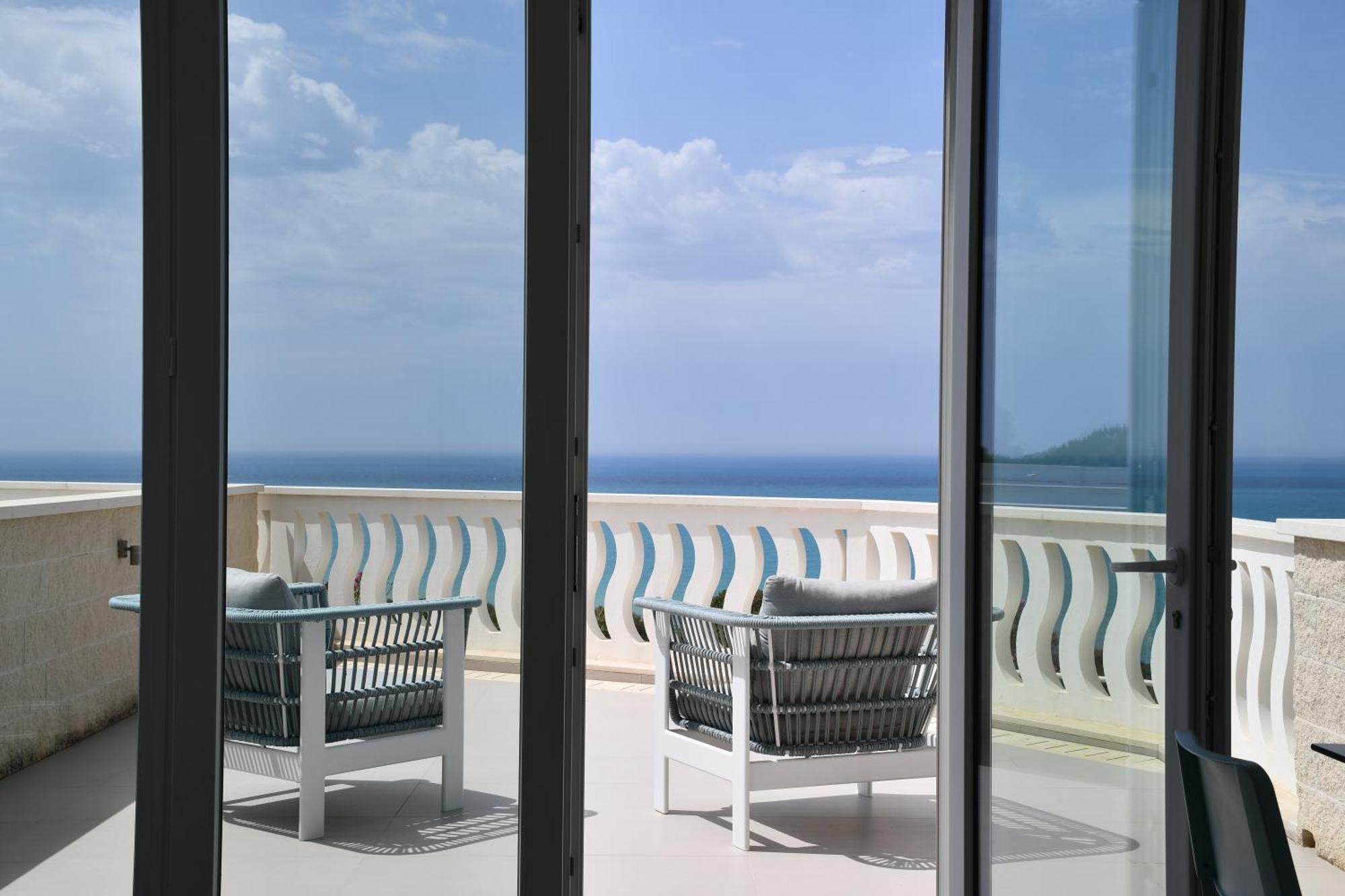 Terrazze Naos Hotel อากริเจนโต ภายนอก รูปภาพ
